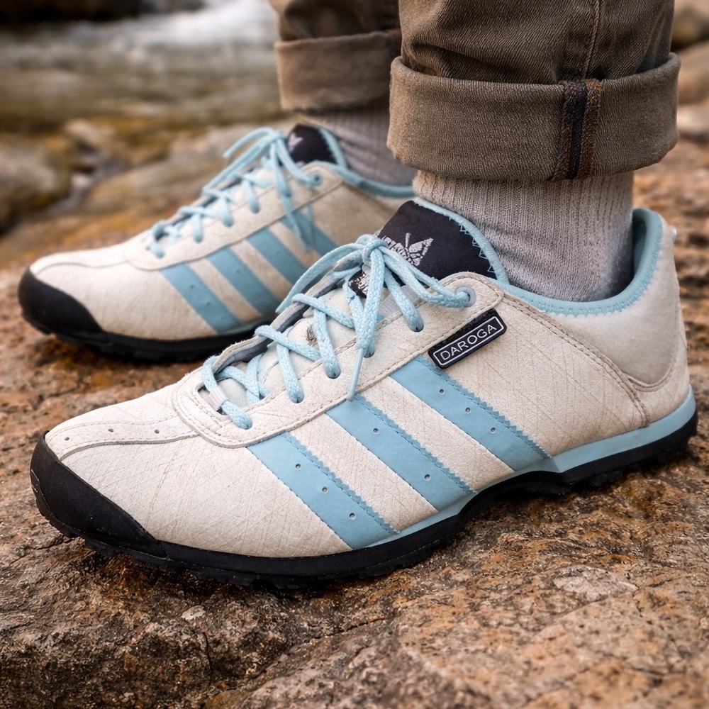 Adidas Daroga Woman’s Outdoor Sneakers Vintage 2005 - Size 8 EUC